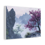 Tableau Montagnes Brumeuses et Fleurs Violettes